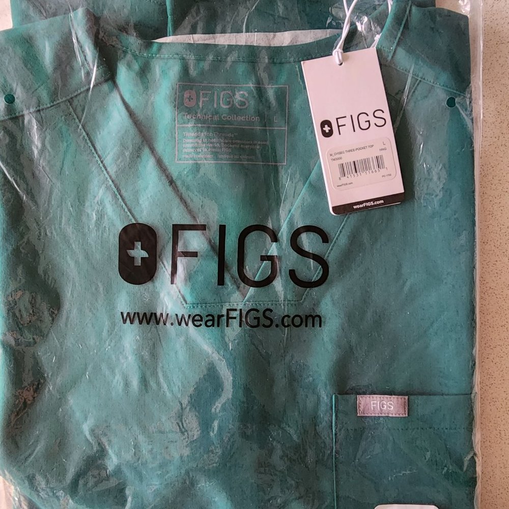 FIGS Chisec Three-Pocket Scrub Top Men's Large Hunter Green